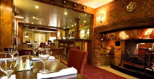 фото отеля The Bell Inn Hotel Lyndhurst