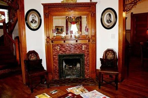 фото отеля Lennox House Bed and Breakfast