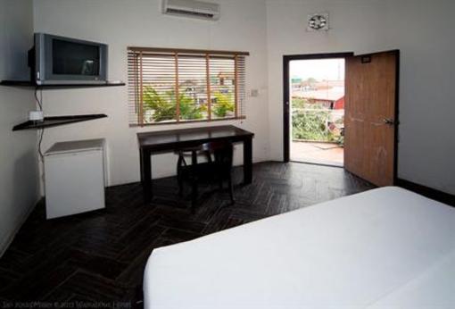 фото отеля Walkabout Hotel
