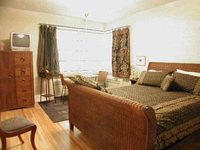 Gite Lupins et Lilas Bed and Breakfast Quebec City