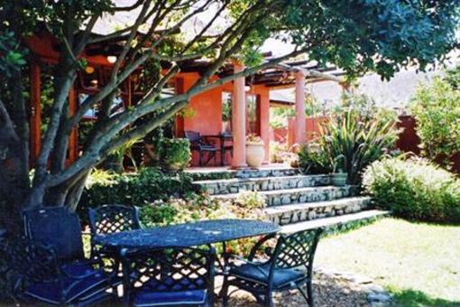 фото отеля House on Westcliff Guesthouse Hermanus