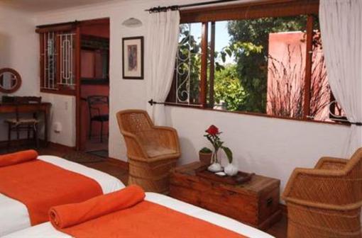 фото отеля House on Westcliff Guesthouse Hermanus