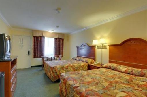 фото отеля Vagabond Inn San Jose (SJC Airport)