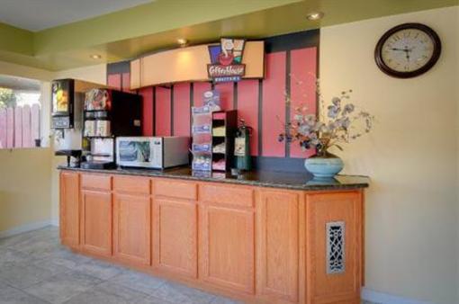 фото отеля Vagabond Inn San Jose (SJC Airport)