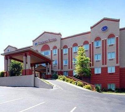 фото отеля Comfort Suites Raleigh