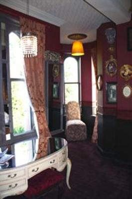 фото отеля The Retreat Castle Hotel Edinburgh