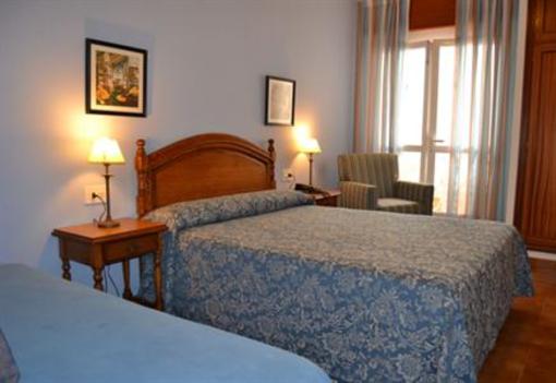 фото отеля Hotel Amandi O Grove
