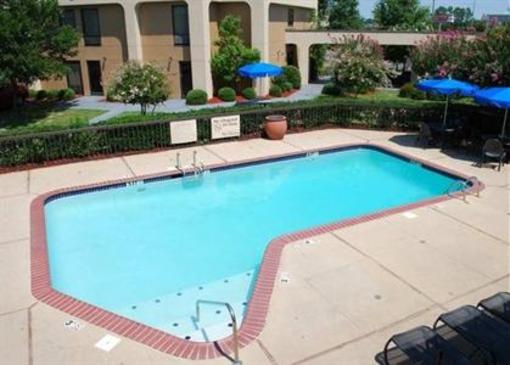 фото отеля Hampton Inn Hattiesburg