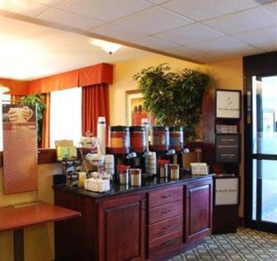 фото отеля Hampton Inn Hattiesburg