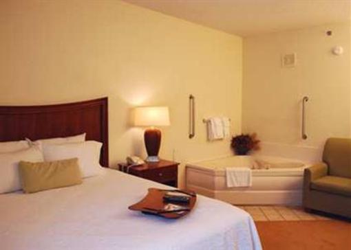 фото отеля Hampton Inn Hattiesburg