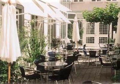 фото отеля Hotel Cafe Muller Veitshöchheim