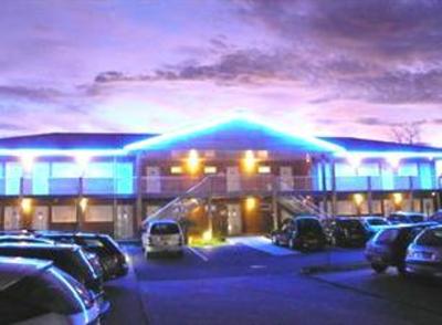 фото отеля L Etoile Bleue Hotel Merignac