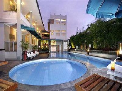 фото отеля Cakra Kembang Hotel