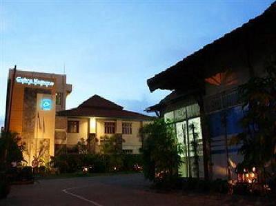 фото отеля Cakra Kembang Hotel