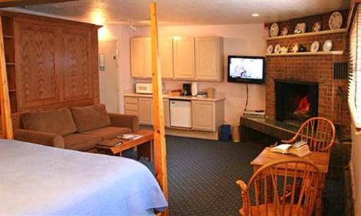 фото отеля Mountain Chalet Aspen