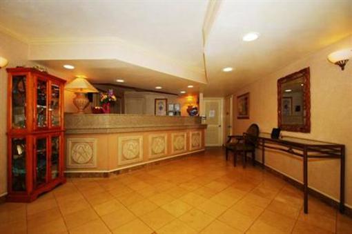 фото отеля BEST WESTERN Lake City Inn