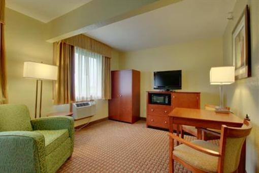 фото отеля Best Western Altoona Inn