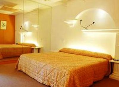 фото отеля Hostellerie du Vieux Moulin Bouilland