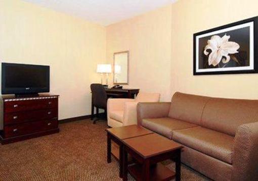 фото отеля Comfort Suites Southington