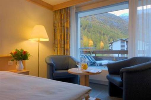 фото отеля Alpin Hotel Saas-Fee