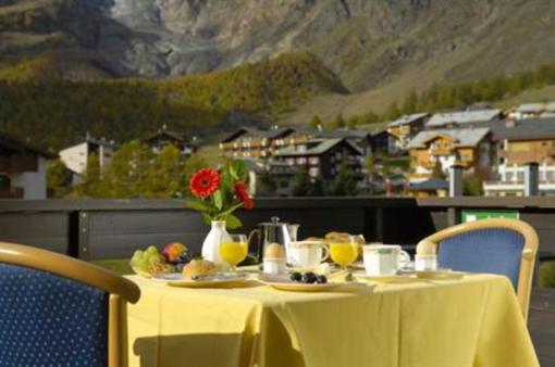 фото отеля Alpin Hotel Saas-Fee
