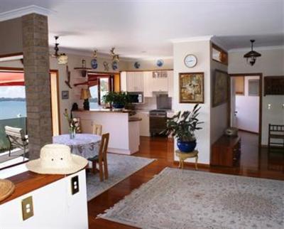 фото отеля Bay of Islands Beach House Apartments Paihia
