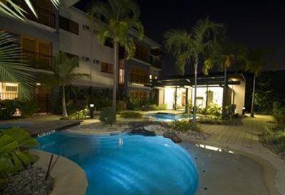фото отеля Southern Cross Atrium Apartments