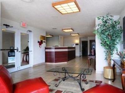 фото отеля Econo Lodge Inn & Suites Pensacola