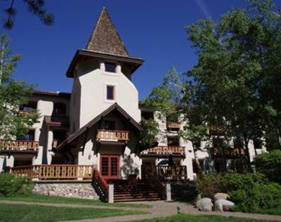 фото отеля Olympic Village Inn