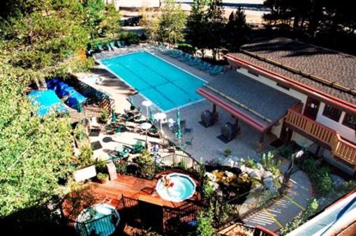 фото отеля Olympic Village Inn