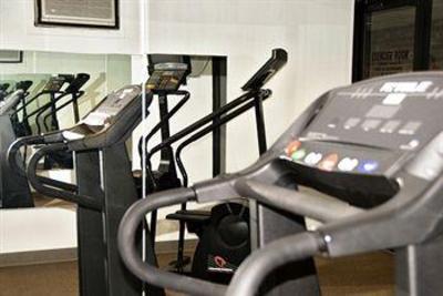 фото отеля Lamplighter Inn & Suites North