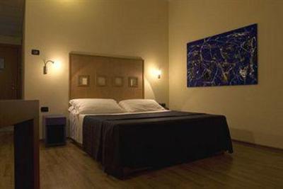 фото отеля Maxim Hotel Ospedaletto Lodigiano