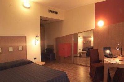 фото отеля Maxim Hotel Ospedaletto Lodigiano