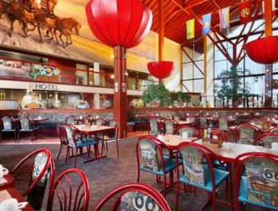 фото отеля Super 8 Roadking Hotel Sherwood Park