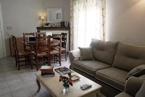 фото отеля Hostal Rural Luna y Lunaposada Candeleda
