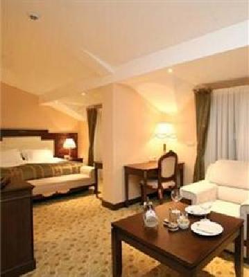 фото отеля Latanya City Hotel