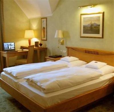 фото отеля Altstadt Hotel Brau Wirt