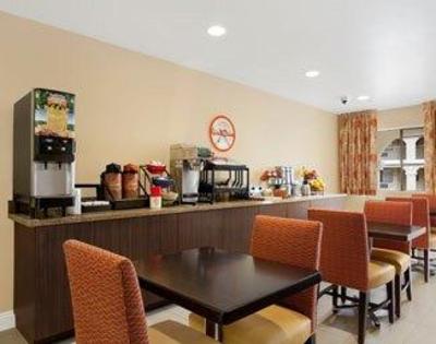 фото отеля Howard Johnson El Cajon San Diego Area