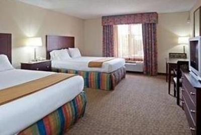 фото отеля Holiday Inn Express Hotel & Suites Petersburg