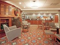 Holiday Inn Express Hotel & Suites Petersburg