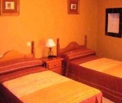 фото отеля Hostal Trujillo