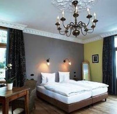 фото отеля Villa Paulus Restaurant - Hotel - Catering