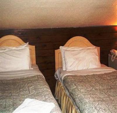 фото отеля Pymgate Lodge Hotel