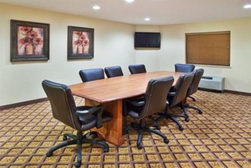 фото отеля Candlewood Suites Savannah Airport