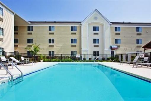 фото отеля Candlewood Suites Savannah Airport