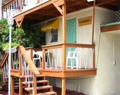 фото отеля Sun Deck Inn & Suites
