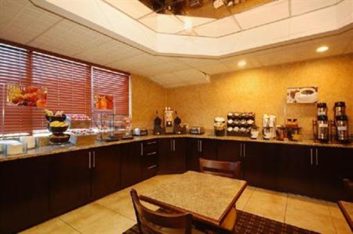 фото отеля Best Western Inn Lumberton