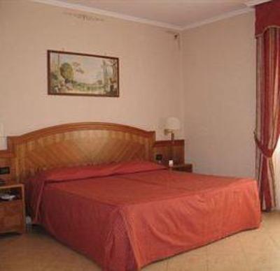 фото отеля Hotel San Pietro Naples