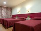 фото отеля Hostal Matheu
