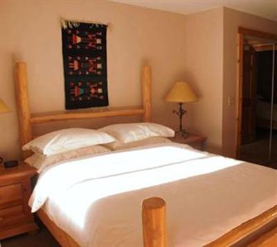 фото отеля Rainbow Ranch Lodge Big Sky